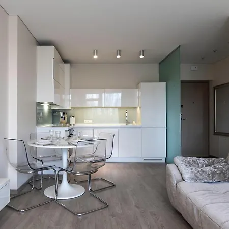 Apartment Sea Whisper Apartment, By Cohost *