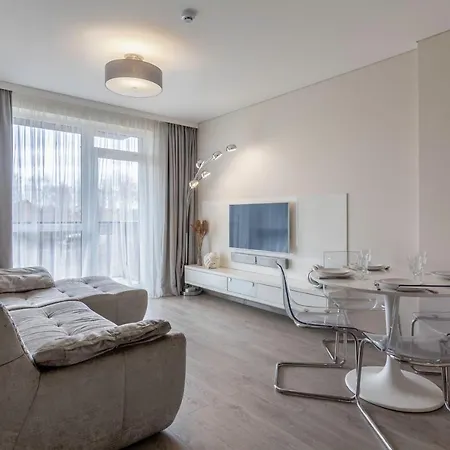 Sea Whisper Apartment, By Cohost * Palanga