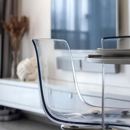 Apartment Sea Whisper Apartment, By Cohost